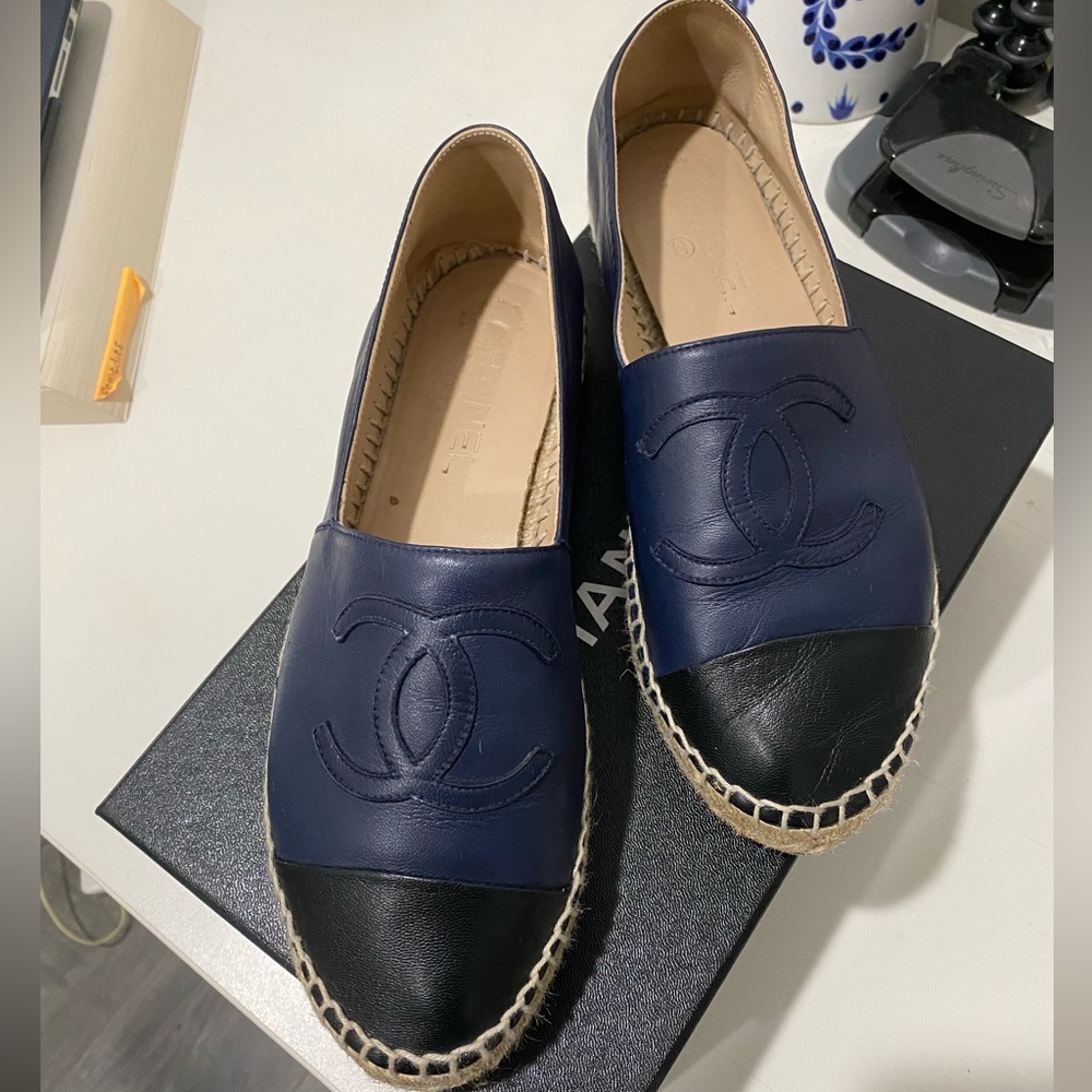 CHANEL ESPADRILLES SIZE 38